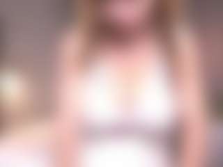 MaileBroeker's Live Sex Cam Show