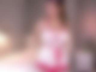 Live cam show with MaileBroeker - Blonde Hair Curvy on alttransgirls