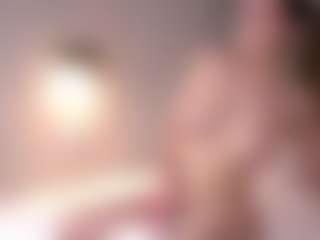 MaileBroeker's Live Sex Cam Show