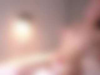 MaileBroeker's Live Sex Cam Show