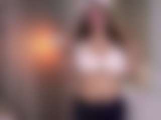 Live cam show with MaileBroeker - College MILF on Cam Slut