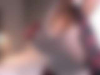 Live cam show with MaileBroeker - College MILF on Dare Cams