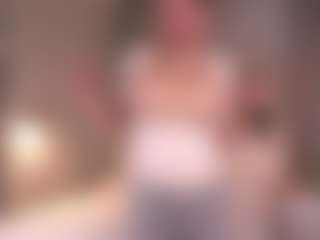 MaileBroeker's Live Sex Cam Show