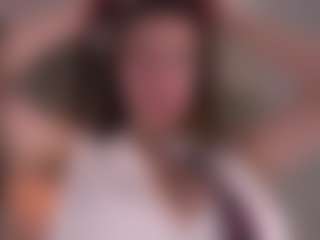 Live cam show with MaileBroeker - MILF Teen (18+) on Camsoda