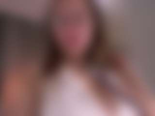 Live cam show with MaileBroeker - MILF Teen (18+) on Camsoda