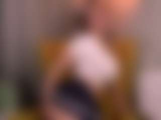 MaileBroeker's Live Sex Cam Show