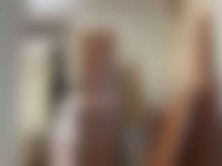 Live cam show with MiaThorburn - Striptease on crypto-cams