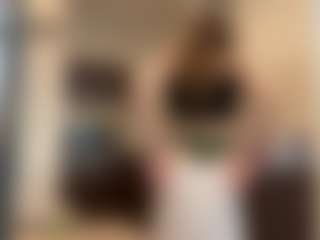 MiaThorburn's Live Sex Cam Show