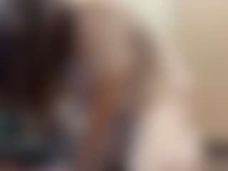 MiaThorburn's Live Sex Cam Show