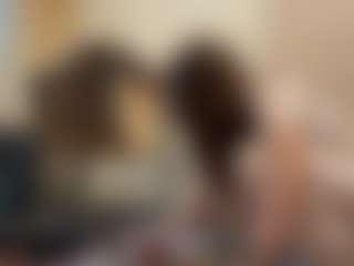 Live cam show with MiaThorburn - Full Nudity on TeamSkeetLive