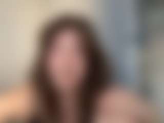 MiaThorburn's Live Sex Cam Show