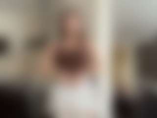 MiaThorburn's Live Sex Cam Show