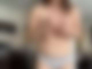 MiaThorburn's Live Sex Cam Show