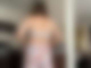MiaThorburn's Live Sex Cam Show