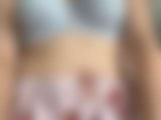 MiaThorburn's Live Sex Cam Show