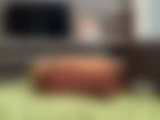 MiaThorburn's Live Sex Cam Show