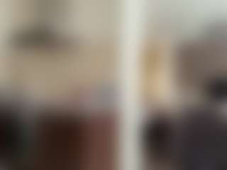 MiaThorburn's Live Sex Cam Show