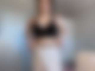 MiaThorburn's Live Sex Cam Show