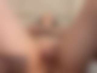 MiaThorburn's Live Sex Cam Show