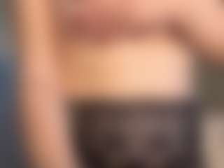 MiaThorburn's Live Sex Cam Show