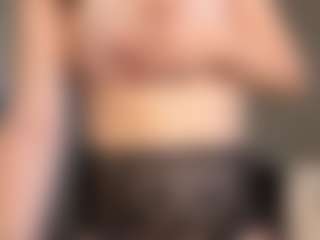 MiaThorburn's Live Sex Cam Show