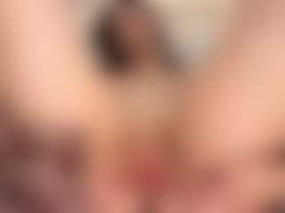 MiaThorburn's Live Sex Cam Show