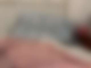 MiaThorburn's Live Sex Cam Show