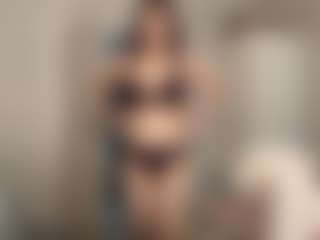 Live cam show with MiaThorburn - Yoga Young Adult on Camsoda