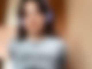 Live cam show with NickiKirwin - Upskirt on CamClone