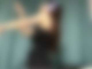 Kira's Live Sex Cam Show