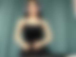 Kira's Live Sex Cam Show