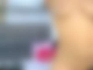 Live cam show with PearlKitty - Cougar on Camming Site