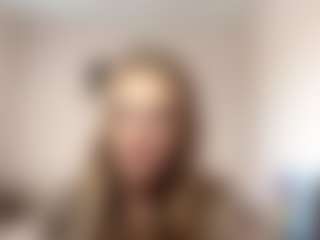Live cam show with PollyDirusso - New Teen (18+) on googirlz