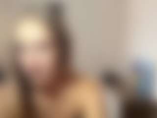 Live cam show with PollyDirusso - Drinking on Camsoda