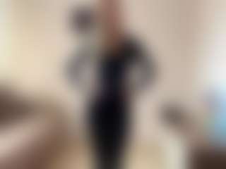 Live cam show with PollyDirusso - New Brown Eyes on Streamer API