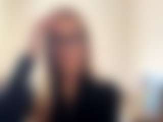 PollyDirusso's Live Sex Cam Show