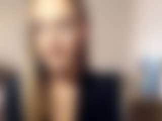 Live cam show with PollyDirusso - New Shaved Pussy on Camsoda