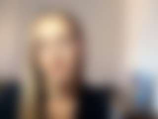 Live cam show with PollyDirusso - Ass Clapping on Camsoda
