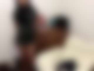 Live cam show with TheolaWaisman - Fingers on Hubzter Live