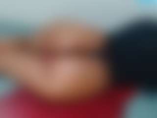 Thickass24xxx MILF webcam performer live streaming