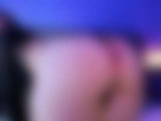 Anne Dixie's Live Sex Cam Show