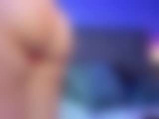 Anne Dixie's Live Sex Cam Show