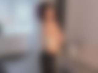 LesiaHailstone's Live Sex Cam Show