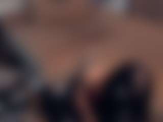 LesiaHailstone's Live Sex Cam Show
