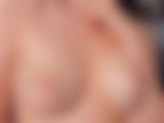 LesiaHailstone's Live Sex Cam Show