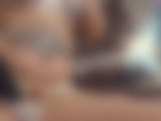 Live cam show with LesiaHailstone - Thin on TastyBlacksLive