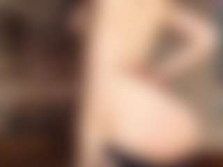 LesiaHailstone's Live Sex Cam Show