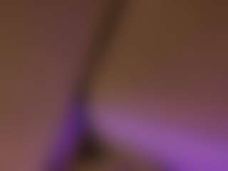 Live cam show with LesiaHailstone - Athletic on Camsoda