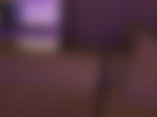 Live cam show with LesiaHailstone - Trimmed Granny on Camsoda