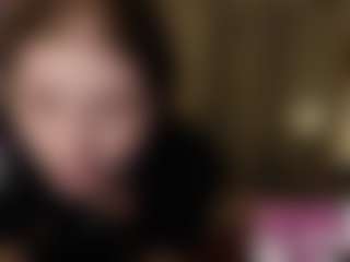 Live cam show with LiliVenom - New Petite on Camsoda Late Night